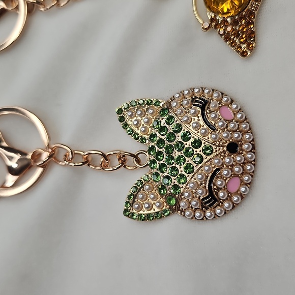 Set of 2 Keychains Bag Charms Cute Cat Face Yellow Butterfly Rhinestones Crystal - Picture 4 of 5